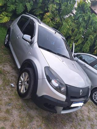 RENAULT SANDERO 1.6 STEPWAY 16V FLEX 4P AUTOMÁTICO RENAULT SANDERO 1.6 STEPWAY 16V FLEX 4P AUTOMÁTICO